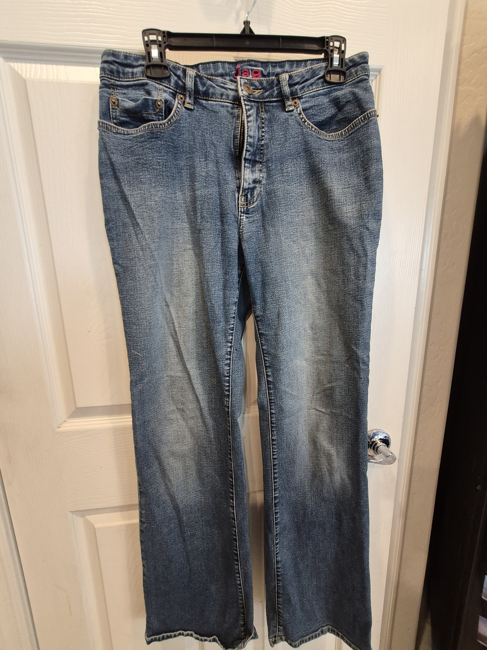 5/25 Jag Women's Boot Cut Jeans in Light Blue Wash